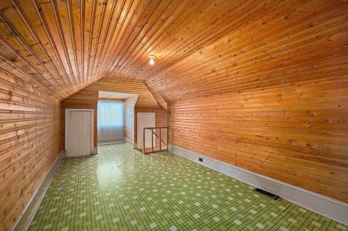 Loft - 448 Rue Cobb, Bryson, QC - Indoor Photo Showing Other Room