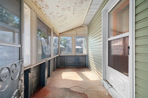 Véranda - 448 Rue Cobb, Bryson, QC -  Photo Showing Other Room