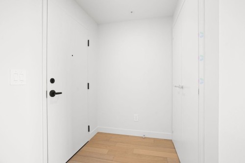Hall d'entrée/Vestibule - 1205-3671 Av. Jean-Béraud, Laval (Chomedey), QC - Indoor Photo Showing Other Room