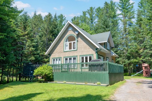760 Ch. de la Forêt-Noire  Mont-Tremblant, QC J8E 2N7