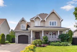 79 Rue de Gatineau Blainville, QC J7B 1Z9