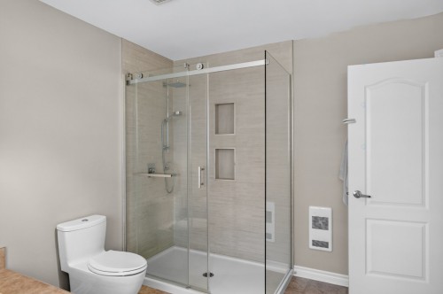 Salle de bains - 79 Rue De Gatineau, Blainville, QC - Indoor Photo Showing Bathroom