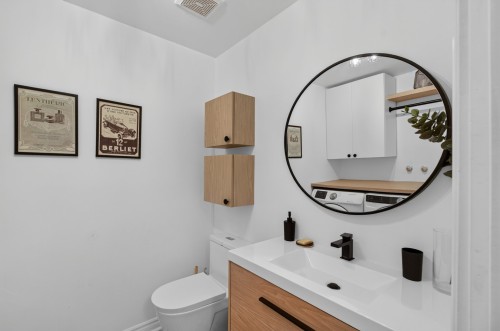 Salle de lavage - 79 Rue De Gatineau, Blainville, QC - Indoor Photo Showing Bathroom