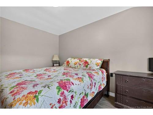 196 Waverley Ave, Moncton, NB 