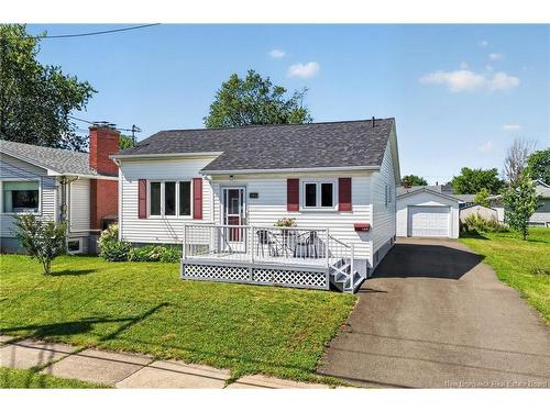 196 Waverley Ave, Moncton, NB 