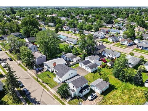 196 Waverley Ave, Moncton, NB 