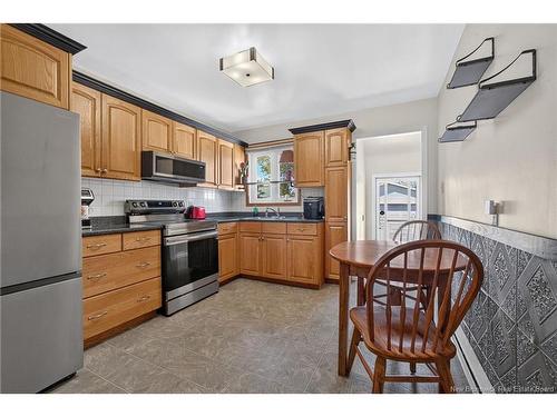 196 Waverley Ave, Moncton, NB 