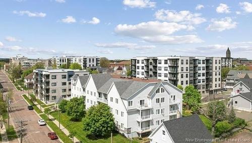 305-77 Cameron St, Moncton, NB 
