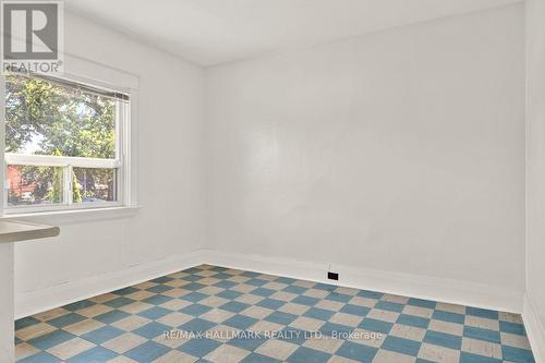 511 Northcliffe Boulevard, Toronto, ON - Indoor Photo Showing Other Room