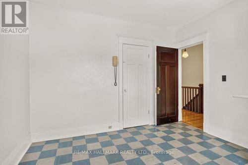 511 Northcliffe Boulevard, Toronto, ON - Indoor Photo Showing Other Room