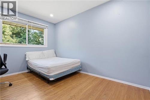 38 High Street, Waterloo, ON - Indoor Photo Showing Bedroom