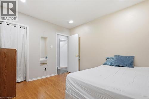 38 High Street, Waterloo, ON - Indoor Photo Showing Bedroom