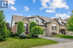 24 KNACK Lane  Cambridge, ON N1R 8P7
