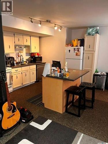 1804 Belfast Avenue, Saskatoon, SK - Indoor Photo Showing Kitchen