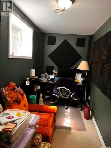 1804 Belfast Avenue, Saskatoon, SK - Indoor