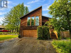 3696 ROSIA ROAD  Prince George, BC V2K 4Y6