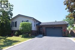 24 BUCHANAN Drive  Caledonia, ON N3W 1H1