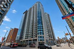 204 - 242 RIDEAU STREET  Ottawa, ON K1N 0B7