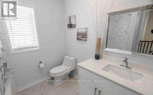 680 Langlaw Drive, Cambridge, ON - Indoor Photo Showing Bathroom