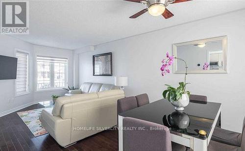 680 Langlaw Drive, Cambridge, ON - Indoor