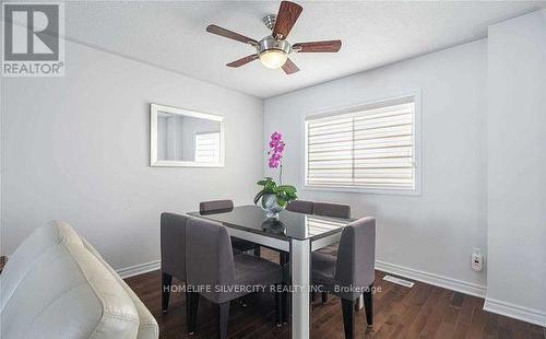680 Langlaw Drive, Cambridge, ON - Indoor Photo Showing Dining Room