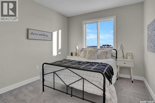 3005 Green Turtle Road, Regina, SK - Indoor Photo Showing Bedroom