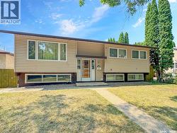 1831 102nd STREET North Battleford, SK S9A 1H4