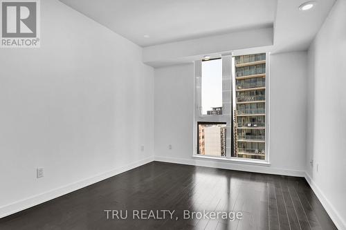 1110 - 179 Metcalfe Street, Ottawa, ON - Indoor Photo Showing Other Room