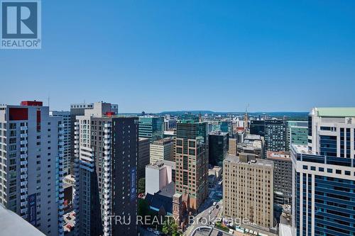 1110 - 179 Metcalfe Street, Ottawa, ON - Outdoor