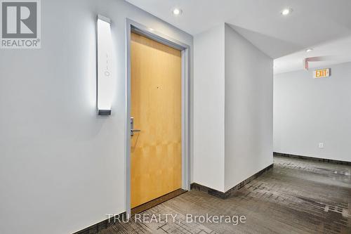 1110 - 179 Metcalfe Street, Ottawa, ON - Indoor Photo Showing Other Room