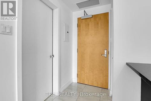 1110 - 179 Metcalfe Street, Ottawa, ON -  Photo Showing Other Room