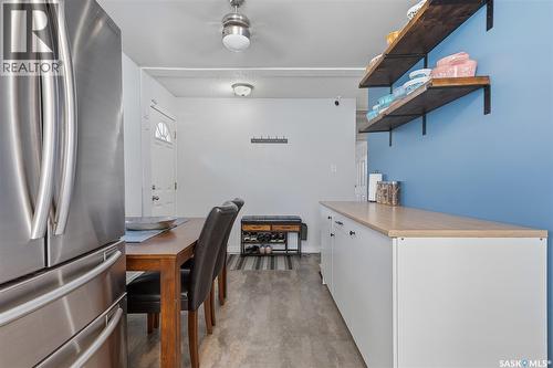 214 Michener Crescent, Saskatoon, SK - Indoor Photo Showing Kitchen