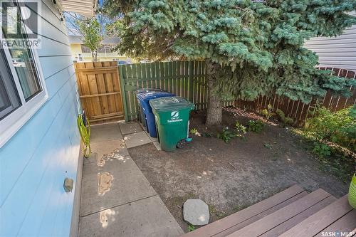 214 Michener Crescent, Saskatoon, SK - Outdoor