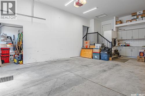 140 Forsey Avenue, Saskatoon, SK - Indoor Photo Showing Garage