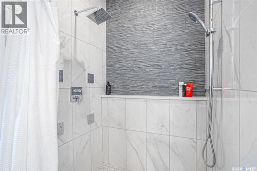 140 Forsey Avenue, Saskatoon, SK - Indoor Photo Showing Bathroom