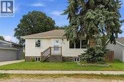 111 3rd STREET Hague, SK S0K 1X0
