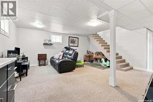111 3Rd Street, Hague, SK - Indoor