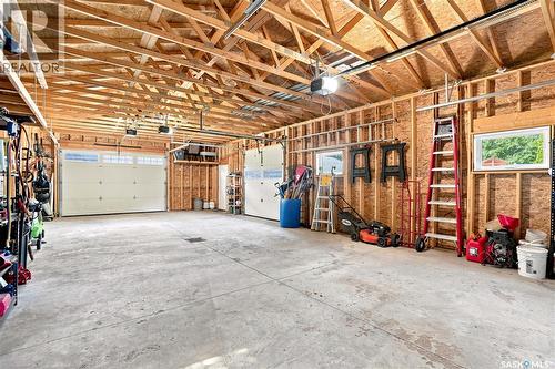 57 Potter Crescent, Saskatoon, SK - Indoor Photo Showing Garage