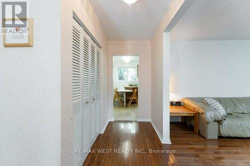 2 Robinter Drive, Toronto, ON - Indoor Photo Showing Other Room