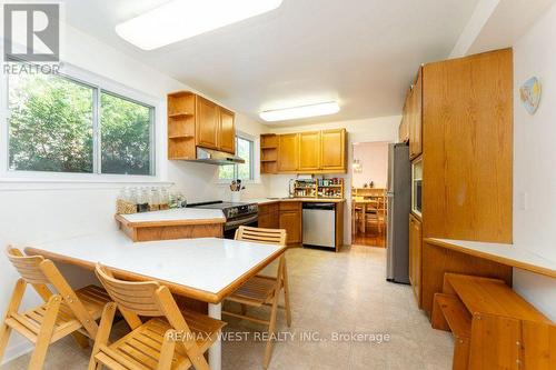 2 Robinter Drive, Toronto, ON - Indoor Photo Showing Kitchen