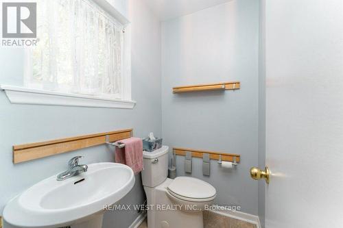 2 Robinter Drive, Toronto, ON - Indoor Photo Showing Bathroom