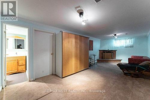 2 Robinter Drive, Toronto, ON - Indoor Photo Showing Other Room