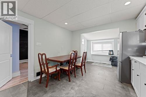 475 Mckay Avenue, Windsor, ON - Indoor