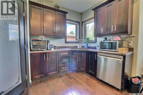 71 Fairway Crescent, White City, SK - Indoor Photo Showing Kitchen