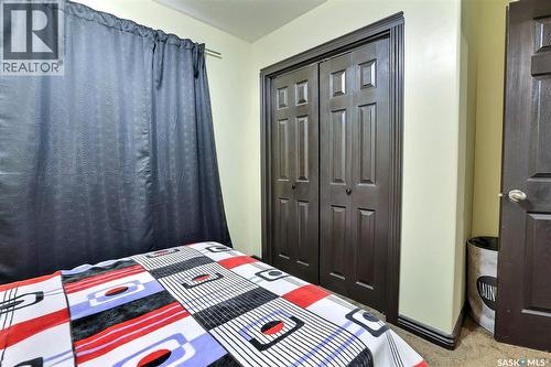 71 Fairway Crescent, White City, SK - Indoor Photo Showing Bedroom