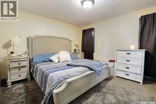 71 Fairway Crescent, White City, SK - Indoor Photo Showing Bedroom