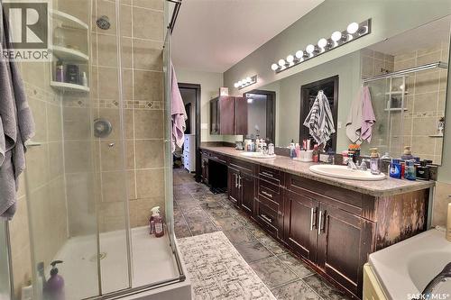 71 Fairway Crescent, White City, SK - Indoor Photo Showing Bathroom