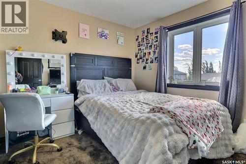 71 Fairway Crescent, White City, SK - Indoor Photo Showing Bedroom