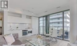 4009 - 50 CHARLES STREET E Toronto, ON M4Y 1T1