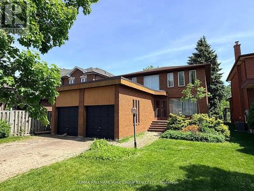 75 SPRUCE AVENUE  Richmond Hill, ON L4C 6V9